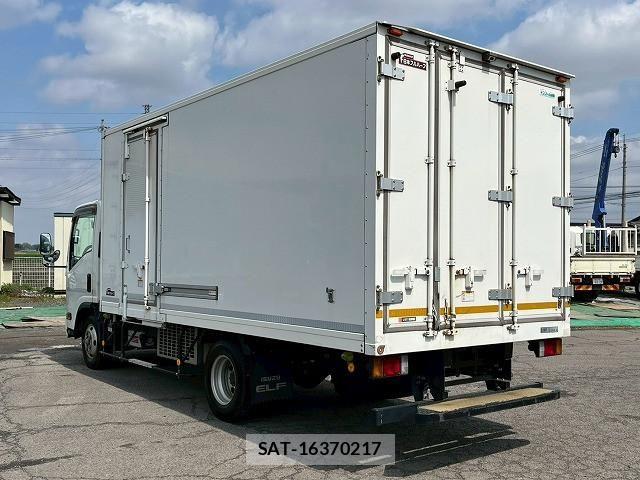 Isuzu ELF TRUCK 2019-03 6004782-7