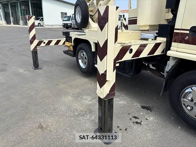 Isuzu ELF TRUCK 2005-05 6004711-10