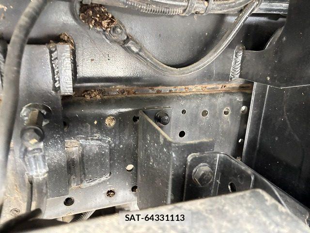 Isuzu ELF TRUCK 2005-05 6004711-22
