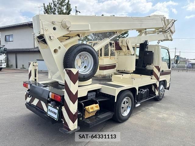 Isuzu ELF TRUCK 2005-05 6004711-3
