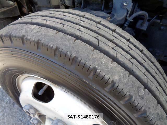 Isuzu ELF TRUCK 2017-03 6135138-18