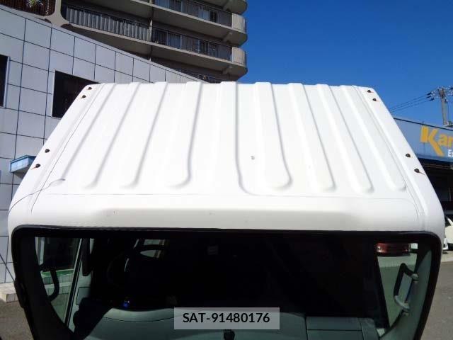 Isuzu ELF TRUCK 2017-03 6135138-21