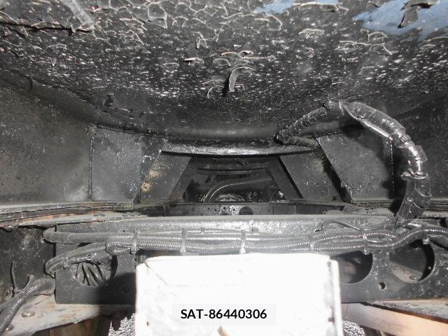 Isuzu ELF TRUCK 2013-10 6214297-9