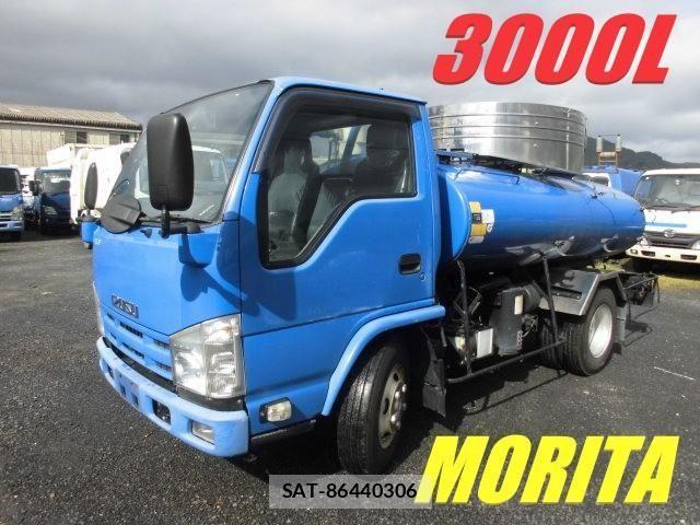 Isuzu ELF TRUCK 2013-10 6214297-1