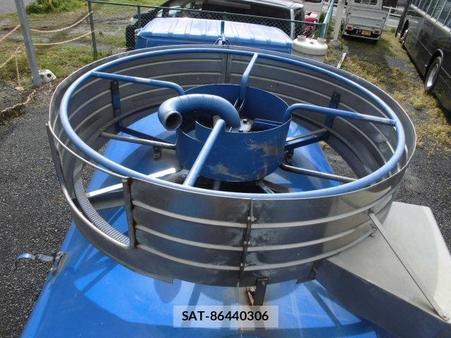 Isuzu ELF TRUCK 2013-10 6214297-7