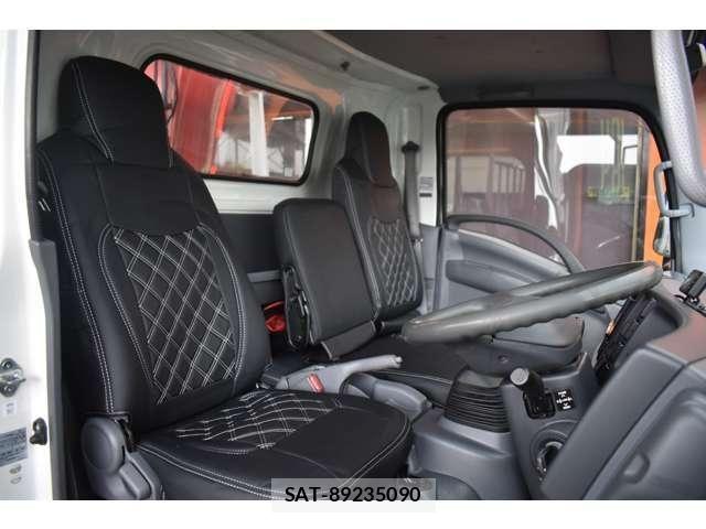 Isuzu ELF TRUCK 2013-08 6214236-10