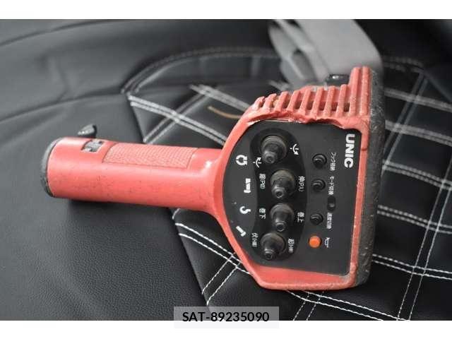 Isuzu ELF TRUCK 2013-08 6214236-17