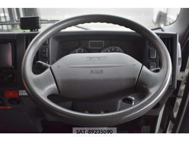 Isuzu ELF TRUCK 2013-08 6214236-5