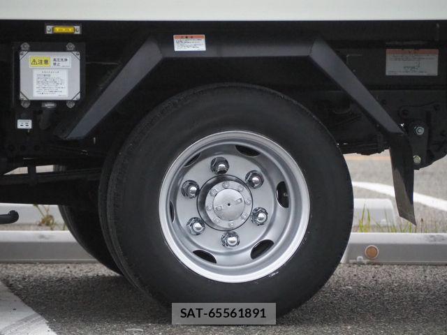 Isuzu ELF TRUCK 2022-11 6214215-10