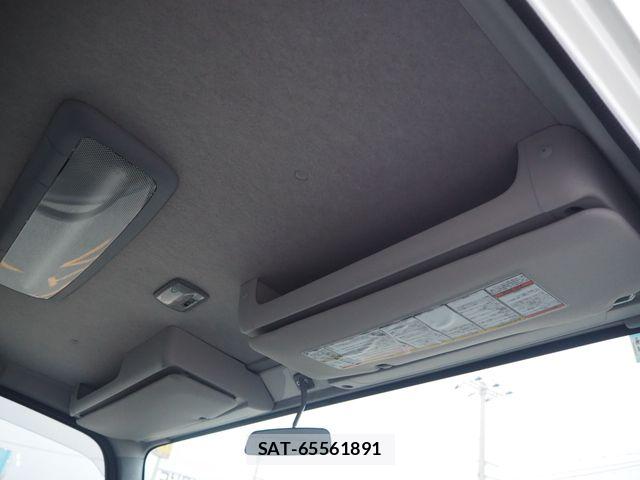 Isuzu ELF TRUCK 2022-11 6214215-20