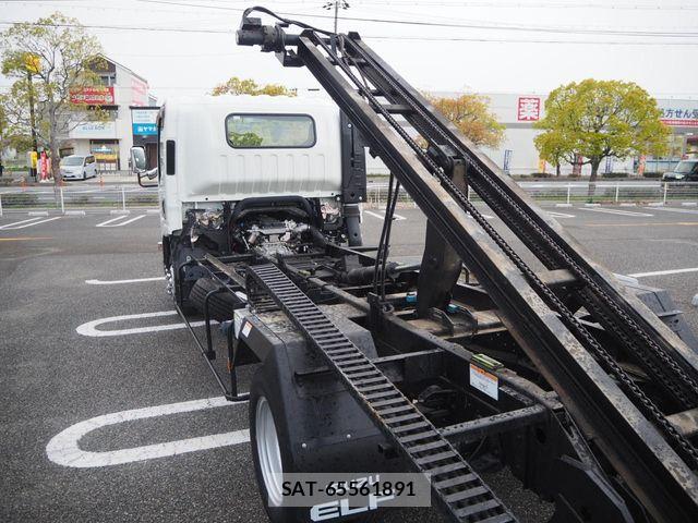 Isuzu ELF TRUCK 2022-11 6214215-24
