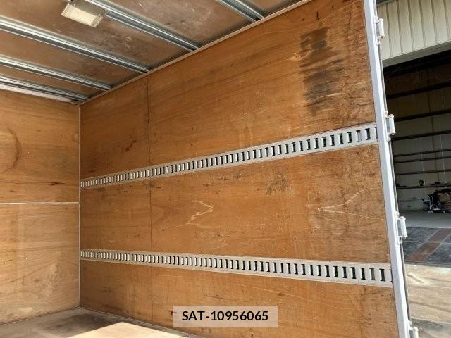 Isuzu ELF TRUCK 2017-05 6214263-13