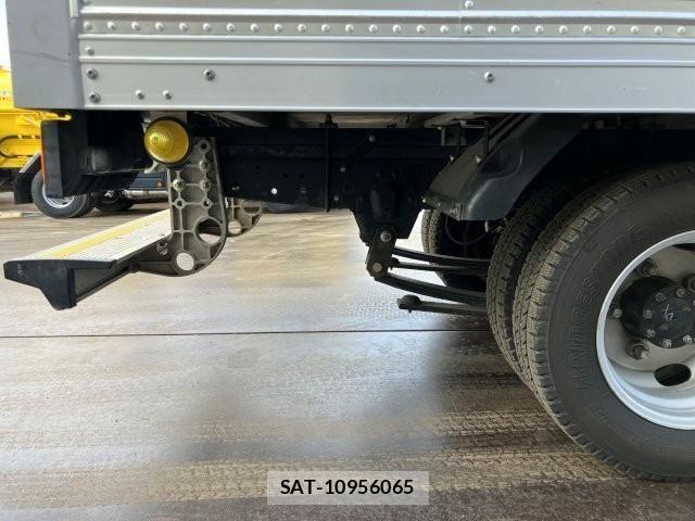 Isuzu ELF TRUCK 2017-05 6214263-20