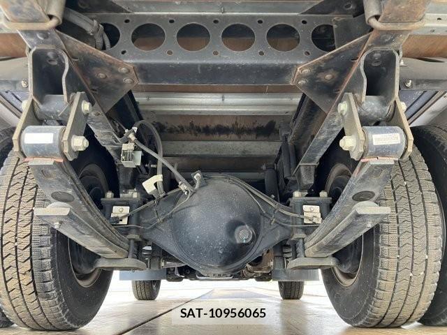 Isuzu ELF TRUCK 2017-05 6214263-29