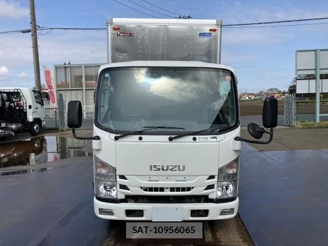 Isuzu ELF TRUCK 2017-05 6214263-6