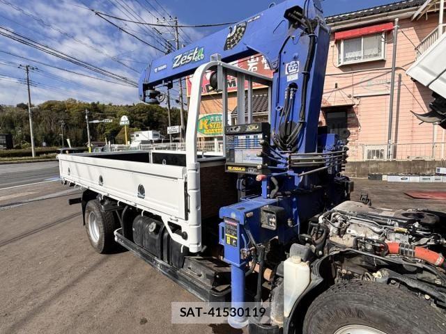 Isuzu ELF TRUCK 2013-10 6214240-16