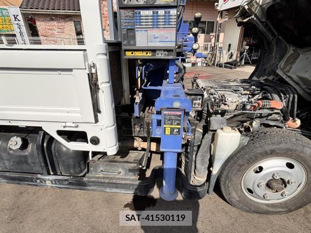 Isuzu ELF TRUCK 2013-10 6214240-17