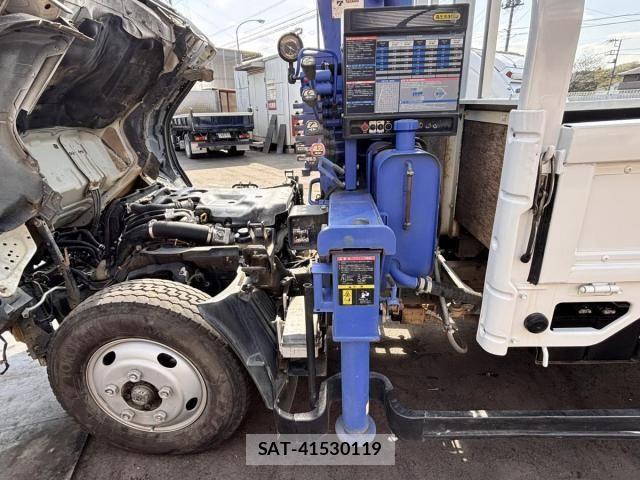 Isuzu ELF TRUCK 2013-10 6214240-22