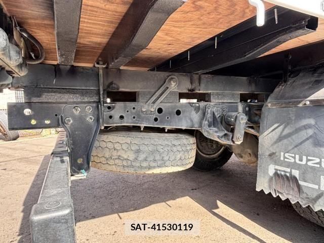Isuzu ELF TRUCK 2013-10 6214240-28