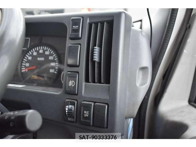 Isuzu ELF TRUCK 2012-01 6214264-11