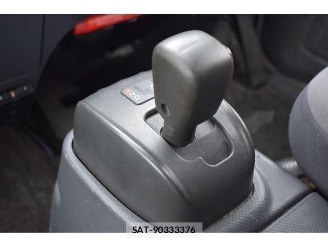 Isuzu ELF TRUCK 2012-01 6214264-18