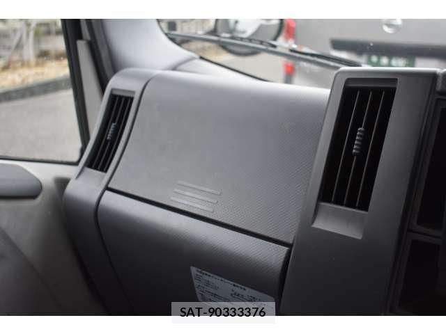 Isuzu ELF TRUCK 2012-01 6214264-23