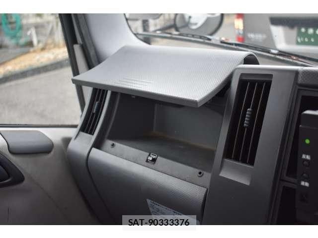 Isuzu ELF TRUCK 2012-01 6214264-24