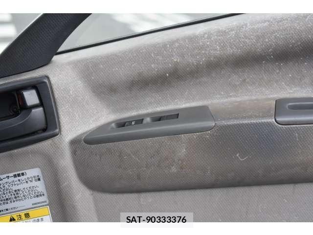 Isuzu ELF TRUCK 2012-01 6214264-8