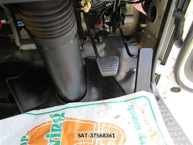 Isuzu ELF TRUCK 2017-02 6214282-12