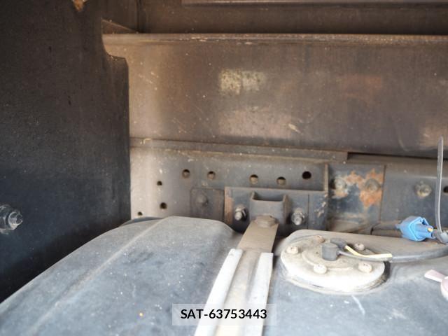 Isuzu ELF TRUCK 2006-05 6214299-20