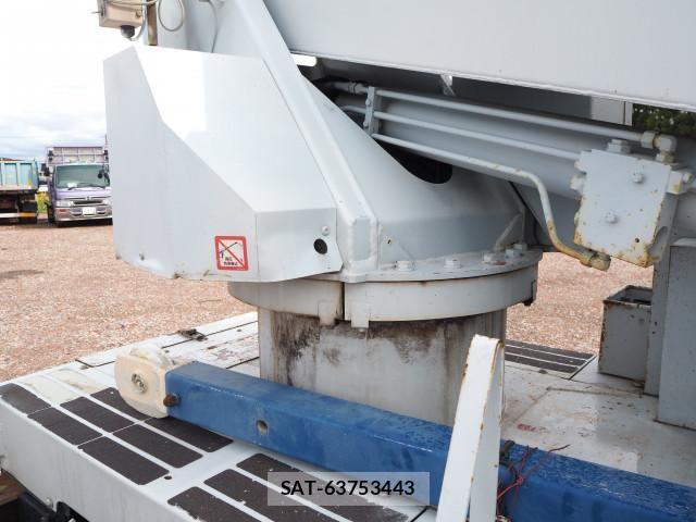 Isuzu ELF TRUCK 2006-05 6214299-22
