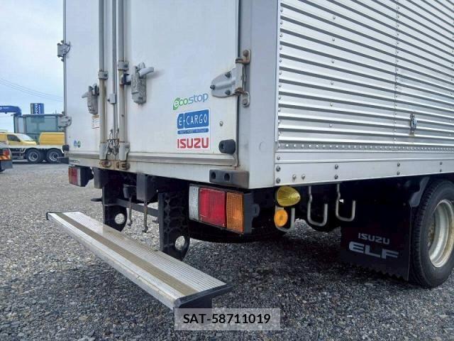 Isuzu ELF TRUCK 2018-03 6214277-11