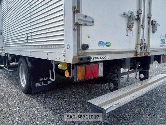 Isuzu ELF TRUCK 2018-03 6214277-15