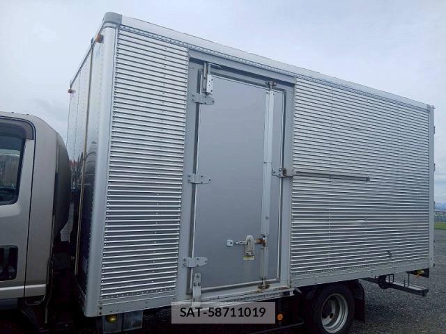 Isuzu ELF TRUCK 2018-03 6214277-17