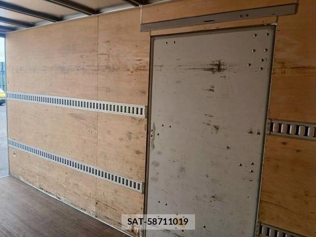 Isuzu ELF TRUCK 2018-03 6214277-28