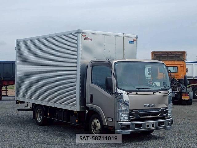Isuzu ELF TRUCK 2018-03 6214277-3