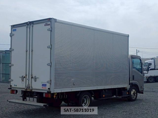 Isuzu ELF TRUCK 2018-03 6214277-5