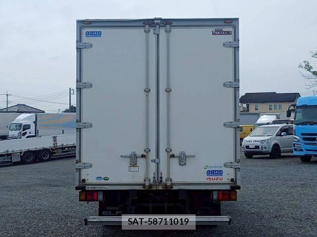 Isuzu ELF TRUCK 2018-03 6214277-6