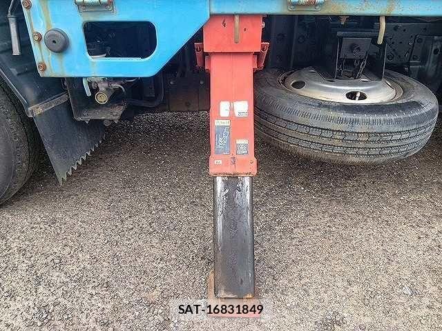 Isuzu ELF TRUCK 2003-05 6214306-8