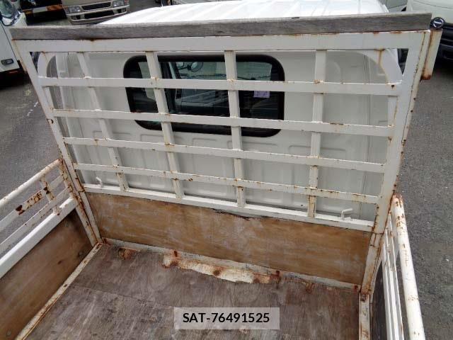 Isuzu ELF TRUCK 2019-03 6214307-12