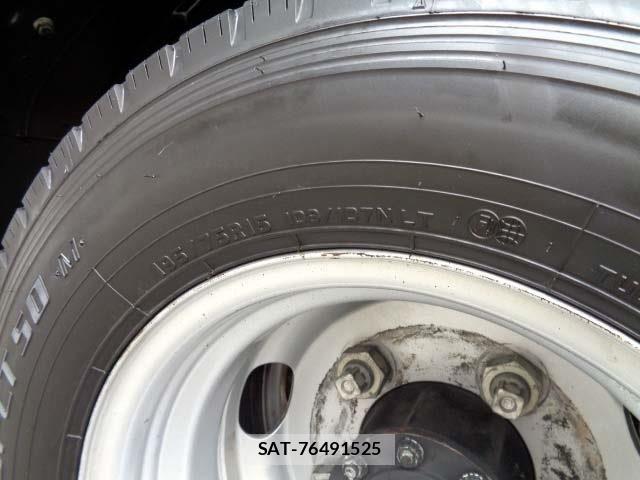 Isuzu ELF TRUCK 2019-03 6214307-19