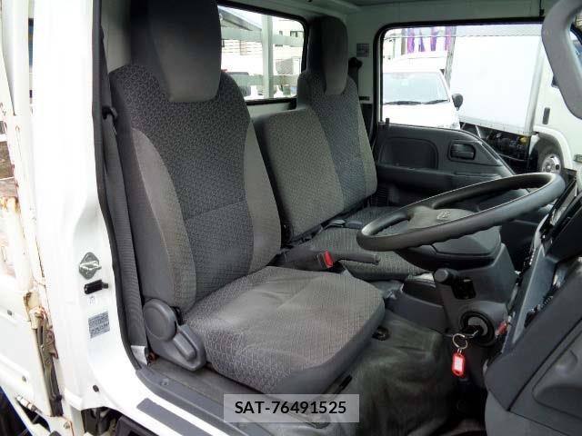 Isuzu ELF TRUCK 2019-03 6214307-4