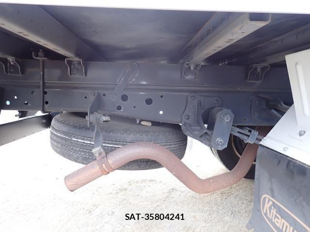 Isuzu ELF TRUCK 2015-01 6214284-20