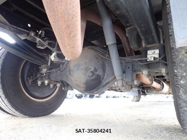 Isuzu ELF TRUCK 2015-01 6214284-21