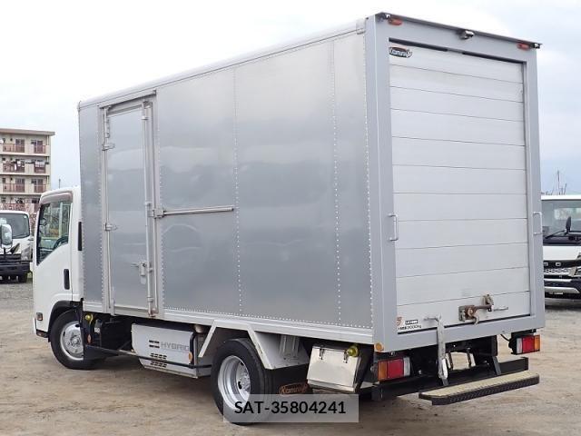 Isuzu ELF TRUCK 2015-01 6214284-3