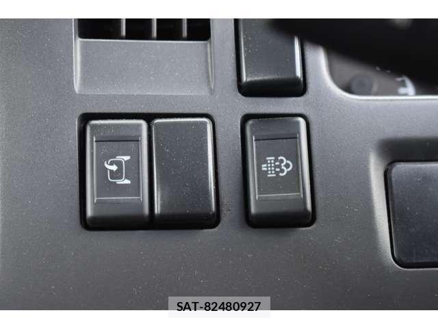 Isuzu ELF TRUCK 2016-04 6214296-16