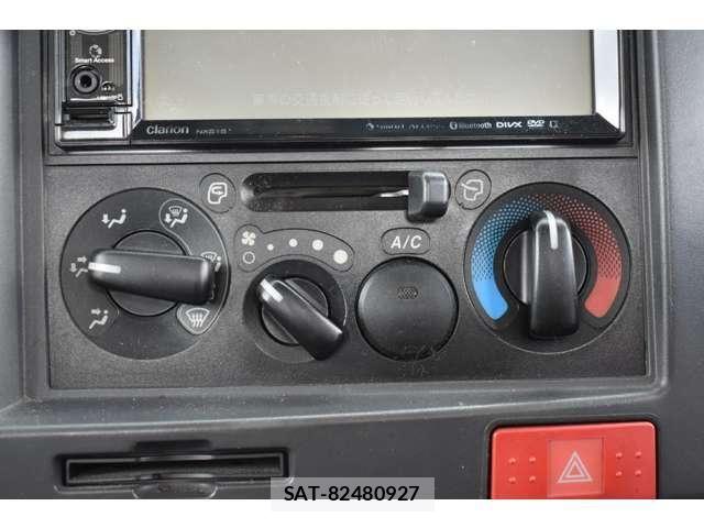 Isuzu ELF TRUCK 2016-04 6214296-18