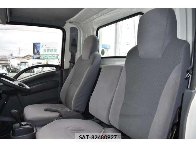 Isuzu ELF TRUCK 2016-04 6214296-4