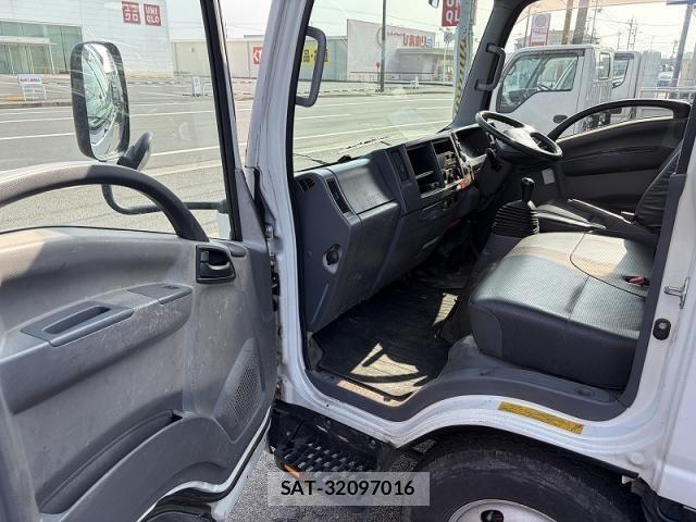 Isuzu ELF TRUCK 2013-12 6243774-13
