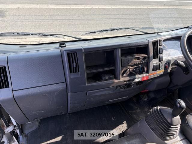 Isuzu ELF TRUCK 2013-12 6243774-15